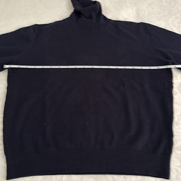 Navy turtleneck sweater.  100% Marino wool.  Made in Italy. - Picture 6 of 8